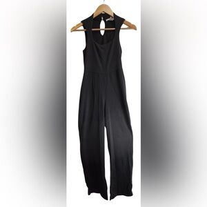 Chic Black Sleeveless Jumpsuit